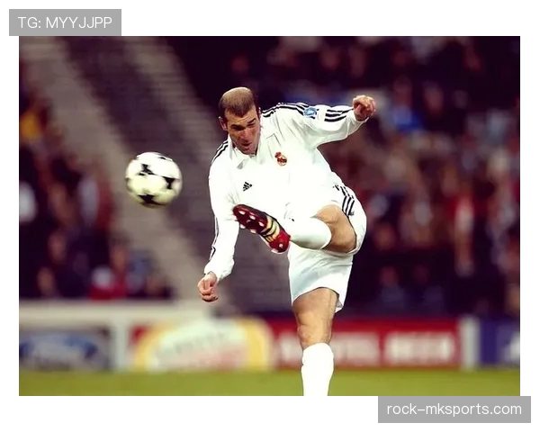 德布劳内与齐达内对比:中场统治力是否达到同一层级