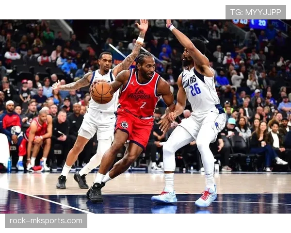 斯科拉内线背打效率领先同期前锋，改变球队禁区攻防结构