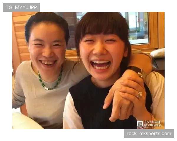 王楠逛街照比比赛还狠——那副买东西的气场，把我这弱鸡钱包吓哭了